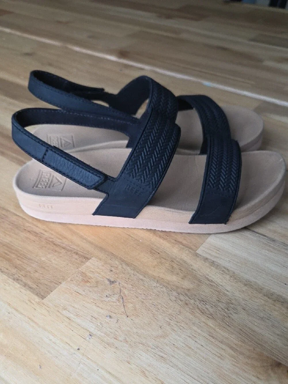 Reef Girls Black Braided Sandals
